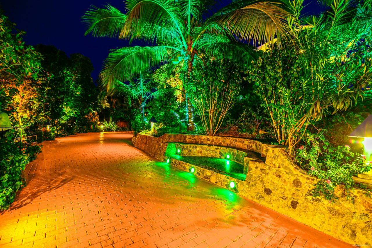 Ai World Park And Resorts Bacungan Exterior foto